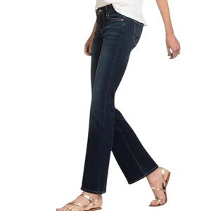 Lucky Brand Sweet N Low Mid Rise Bootcut Grissom Wash Size 2/26 Denim Relaxed